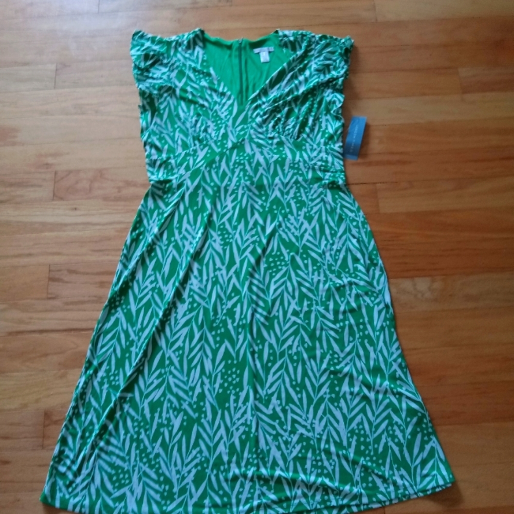 London Times T6085M - Ruffle Sleeve V Neck Long Dress, Size 16